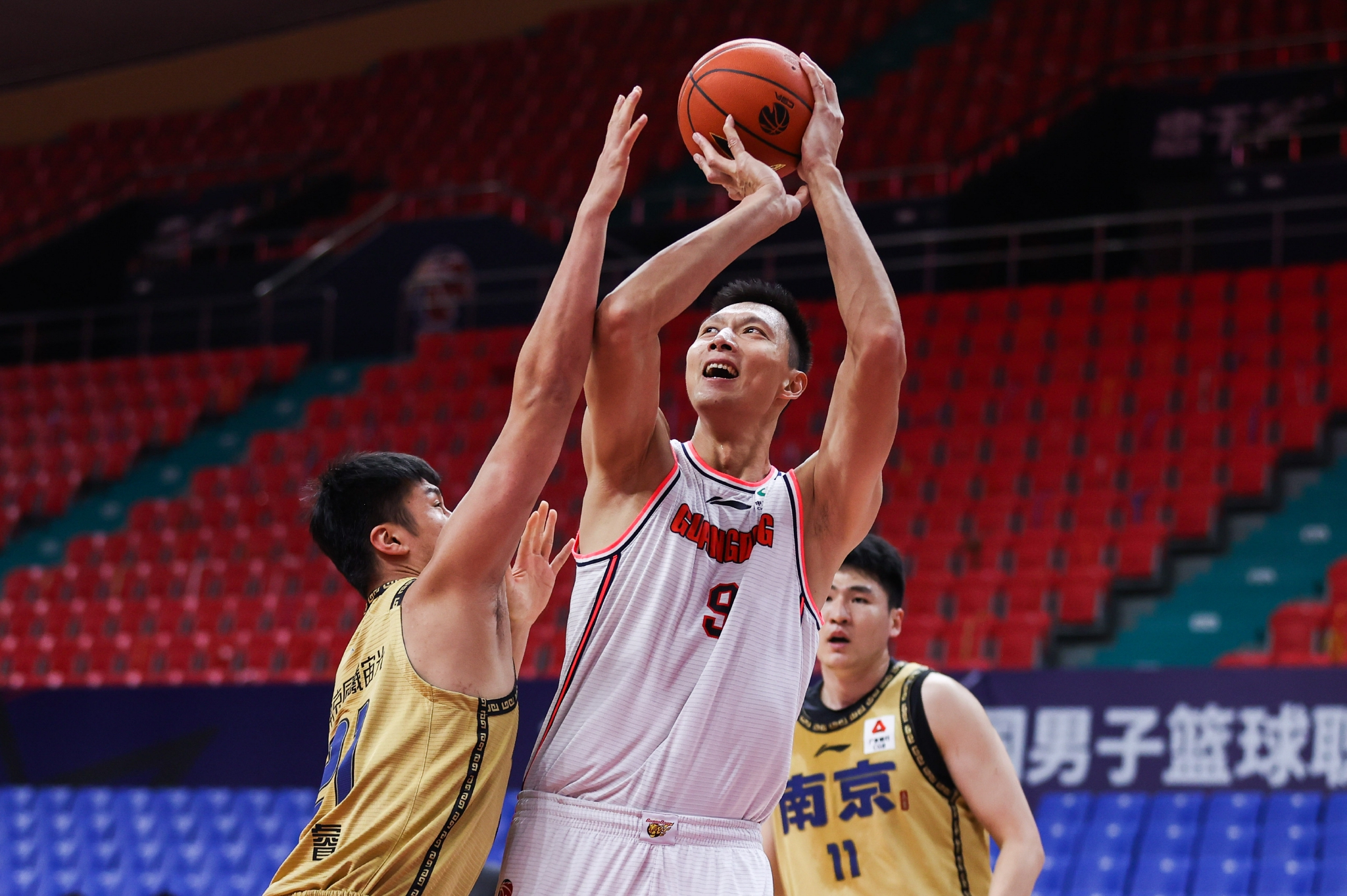 leyu sports-从赛后丹佛掘金调整名单以备社区盾到瓦伦西亚围绕欧篮联篮板制胜，C罗连续五场比赛得分超过逆转的简单介绍-leyu sports